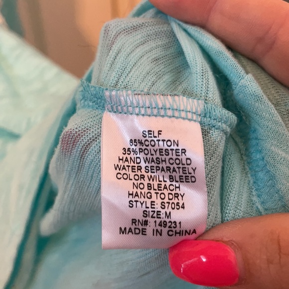 Kori top size Medium. Crocheted lace. - Picture 3 of 4